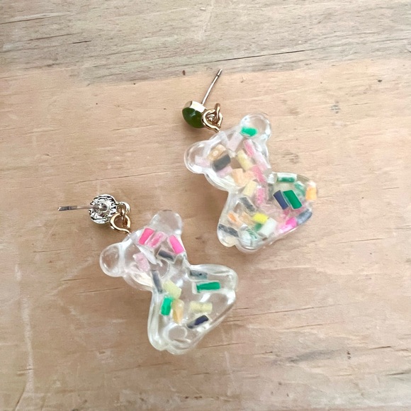 New! Resin Confetti Gummy Bear Earrings - Picture 3 of 4
